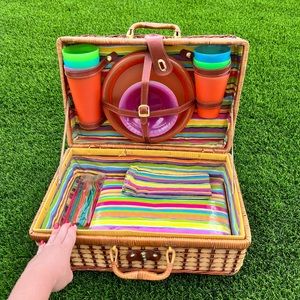 Rainbow Picnic Basket For 4